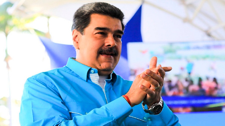 Oposición pierde sondeos en X mientras Maduro se alza ganador en todas las encuestas