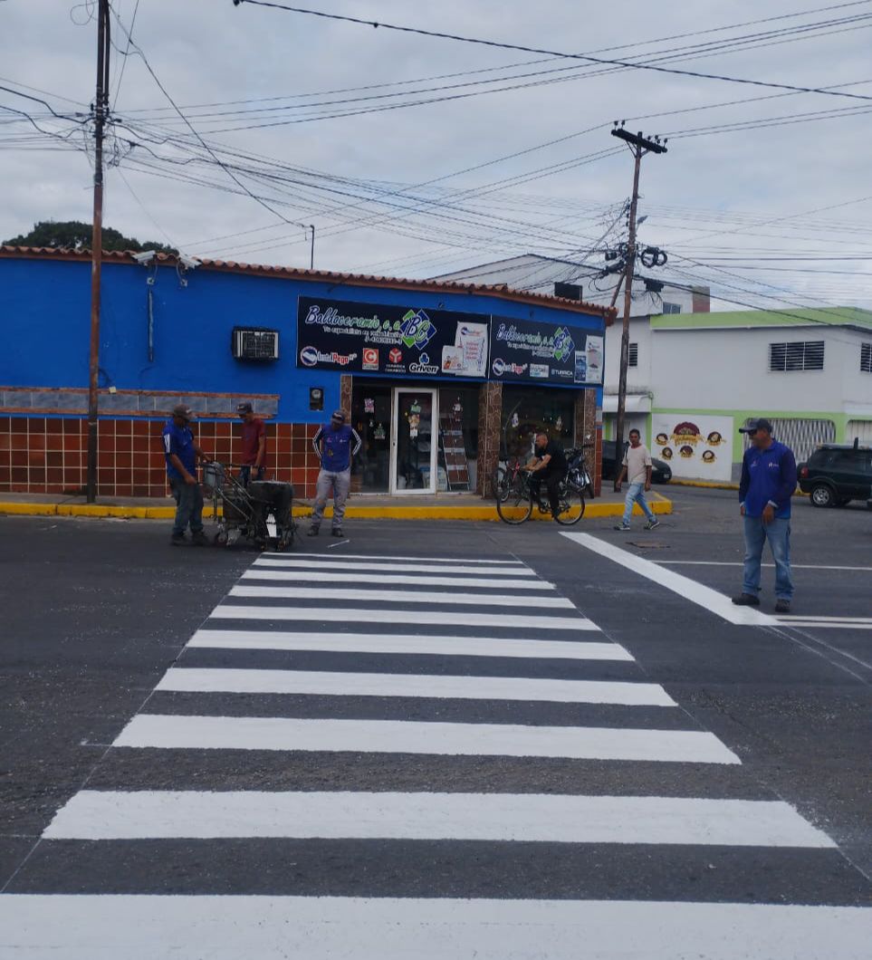Realizan trabajos de rehabilitación y demarcación en la Avenida Carabobo de Barquisimeto