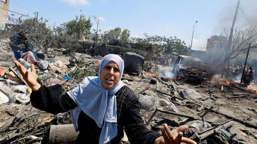 Decenas de muertos en ataque a zona humanitaria en Gaza