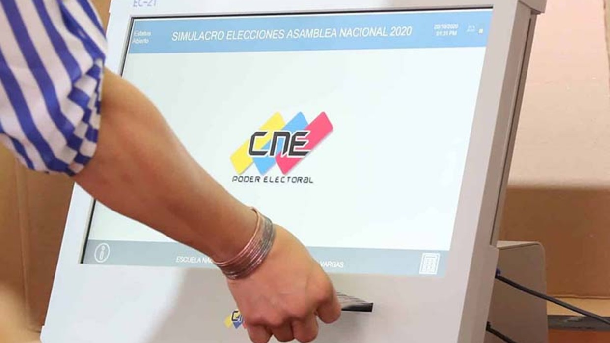 CNE realizó la distribución del 100% de las máquinas de votación