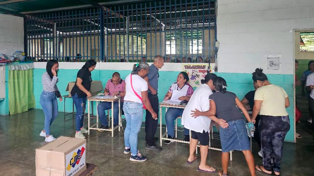 90% de los centros de votación en el país se encuentran habilitados durante la Segunda Consulta Popular Nacional