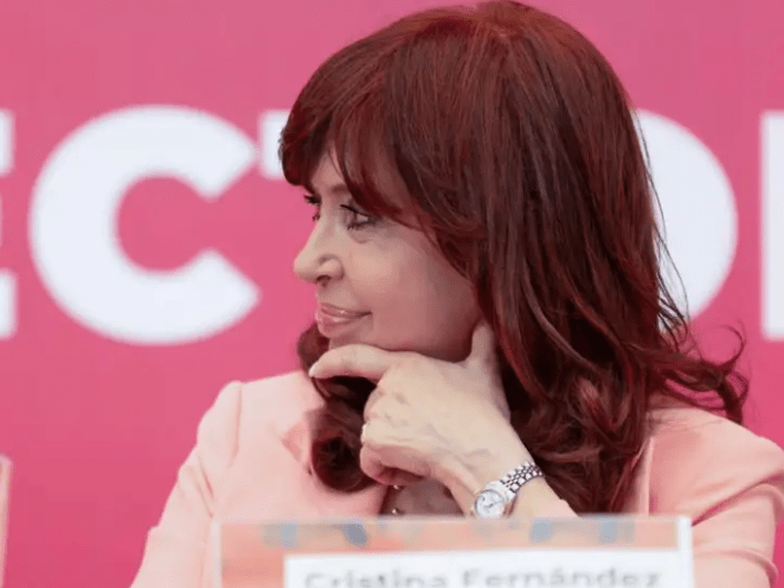 Cristina Fernández al CNE: «Pido por el legado de Hugo Chávez que se publiquen las actas»