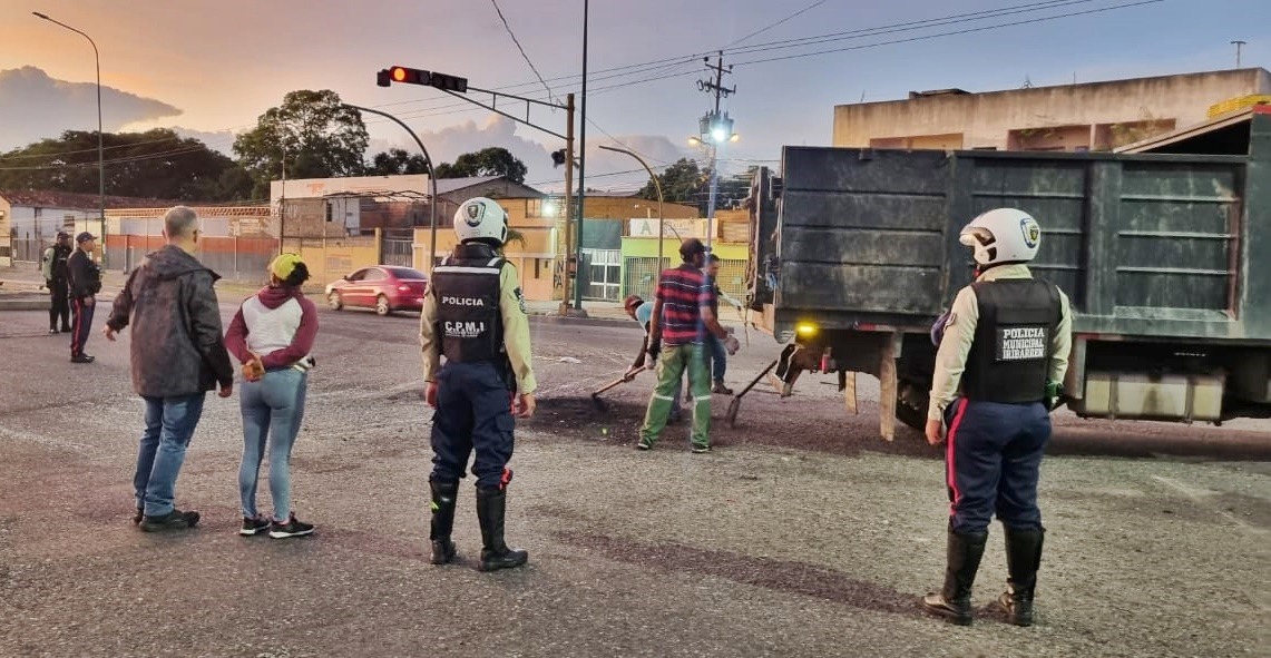 ¡Operativo especial! IMAUBAR recolectó 55 toneladas de desechos y escombros