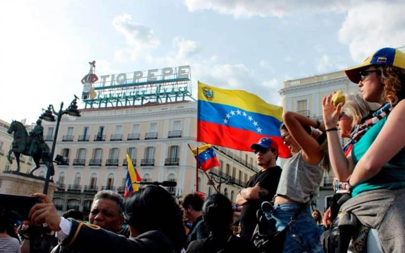 Venezolanos encabezan solicitudes de asilo en España