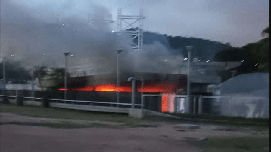 Gobierno denuncia sabotaje en el Ferrocarril de Los Valles del Tuy: Incendio controlado