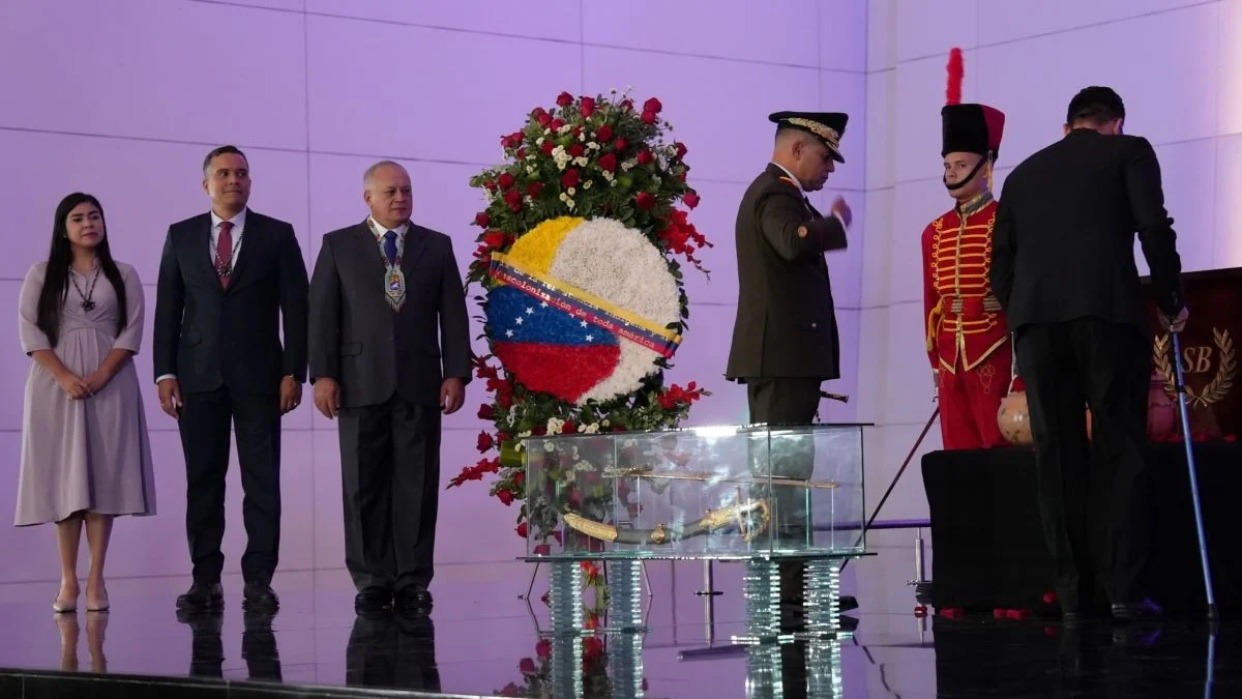 Ministro Cabello: “España debería pedir perdón por los crímenes cometidos contras los pueblos originarios de América”