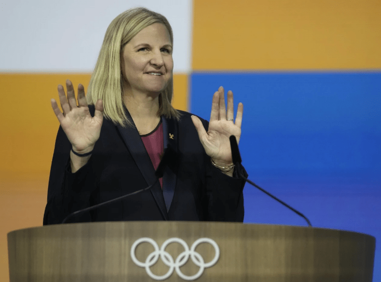 Kirsty Coventry es la primera mujer en presidir el COI