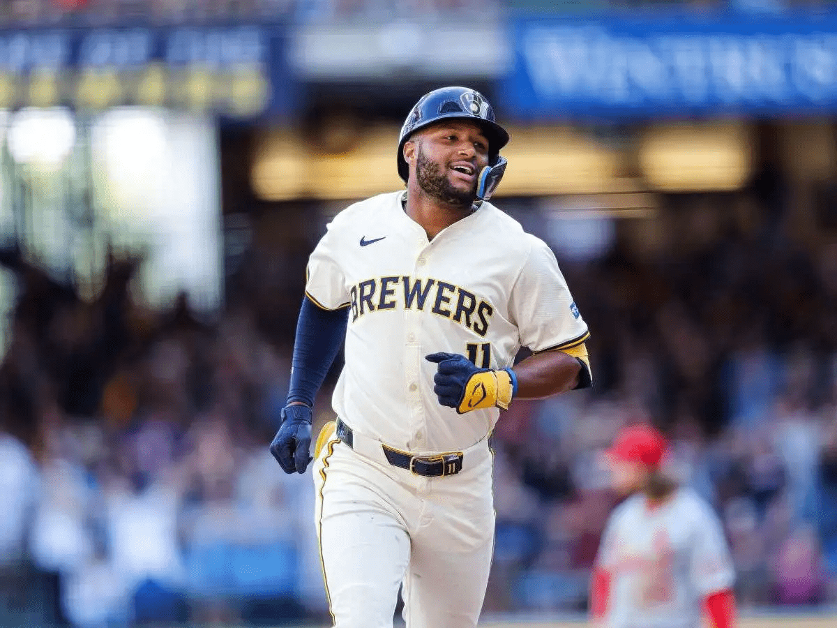 MLB: El Venezolano Jackson Chourio de Cerveceros de Milwaukee descose la bola en la pretemporada